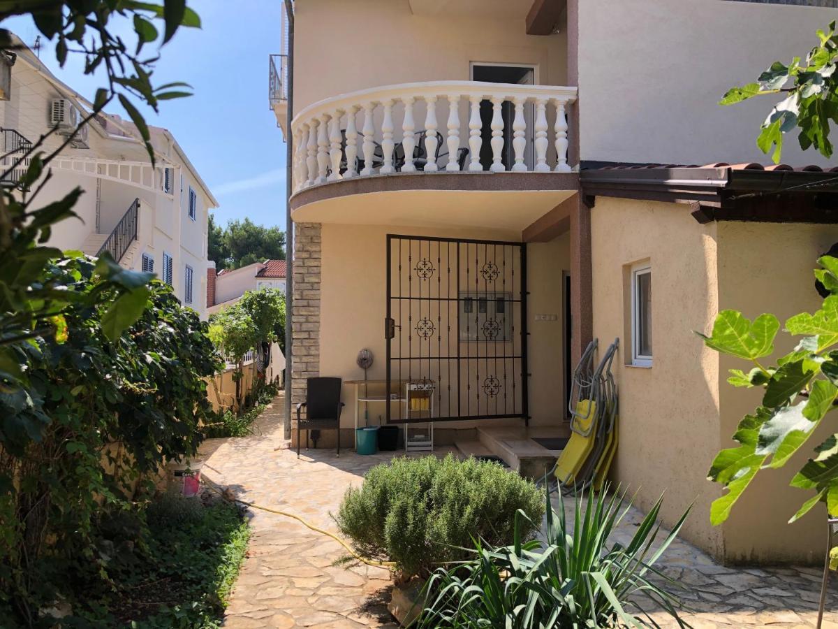 ז'אבוריץ' Villa Rada & Eugen מראה חיצוני תמונה